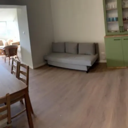 Apartament *
